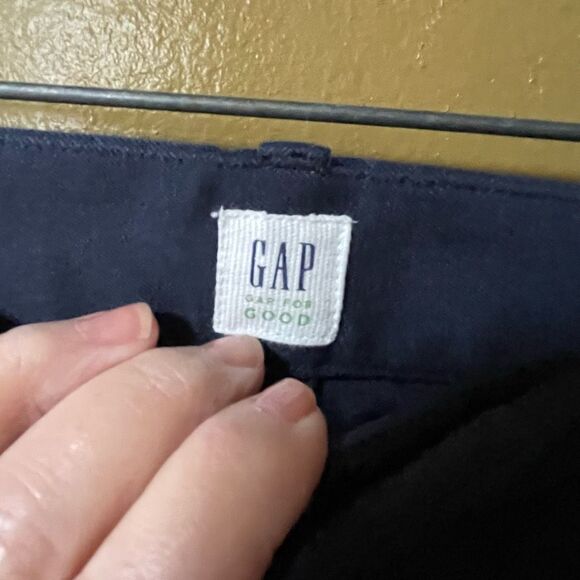 Gap size 8 NWT cropped skinny ankle mid rise stretch. - Picture 9 of 10